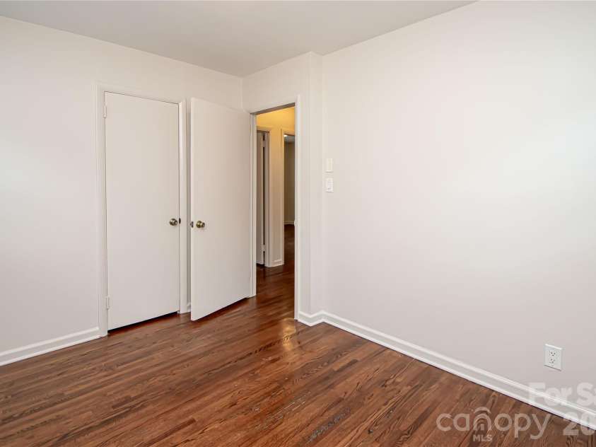 1741 Dallas Avenue, Charlotte, NC 28205.  MLS# CAR4320346, YatesRealty ID 12875. 