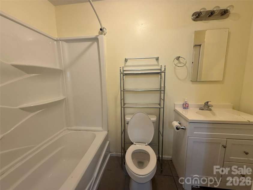 108 Scott Street, Morganton, NC 28655.  MLS# CAR4368965, YatesRealty ID 12877. 