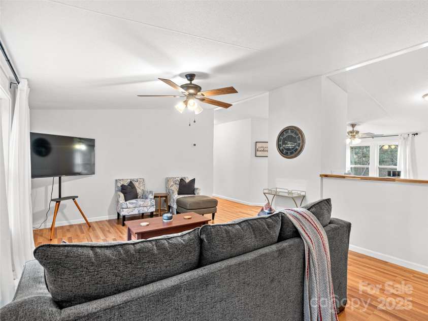 46 Misty Ridge Lane, Leicester, NC 28748.  MLS# CAR4323129, YatesRealty ID 1288. 