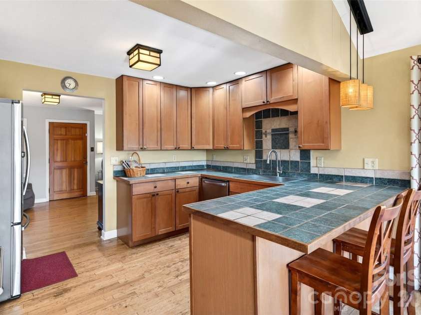 316 Wilson Avenue, Swannanoa, NC 28778.  MLS# CAR4361126, YatesRealty ID 12884. 