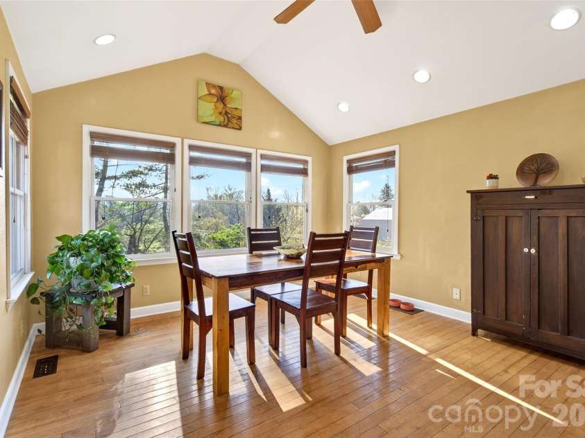 316 Wilson Avenue, Swannanoa, NC 28778.  MLS# CAR4361126, YatesRealty ID 12884. 