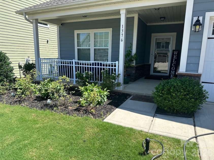 1376 Whistling Lane, York, SC 29745.  MLS# CAR4290672, YatesRealty ID 12886. 