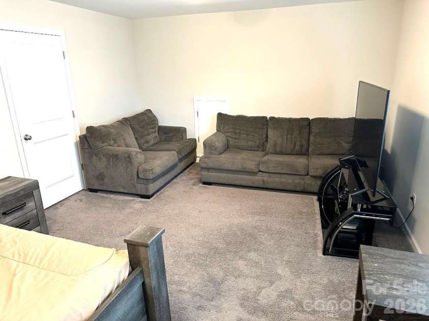 1376 Whistling Lane, York, SC 29745.  MLS# CAR4290672, YatesRealty ID 12886. 