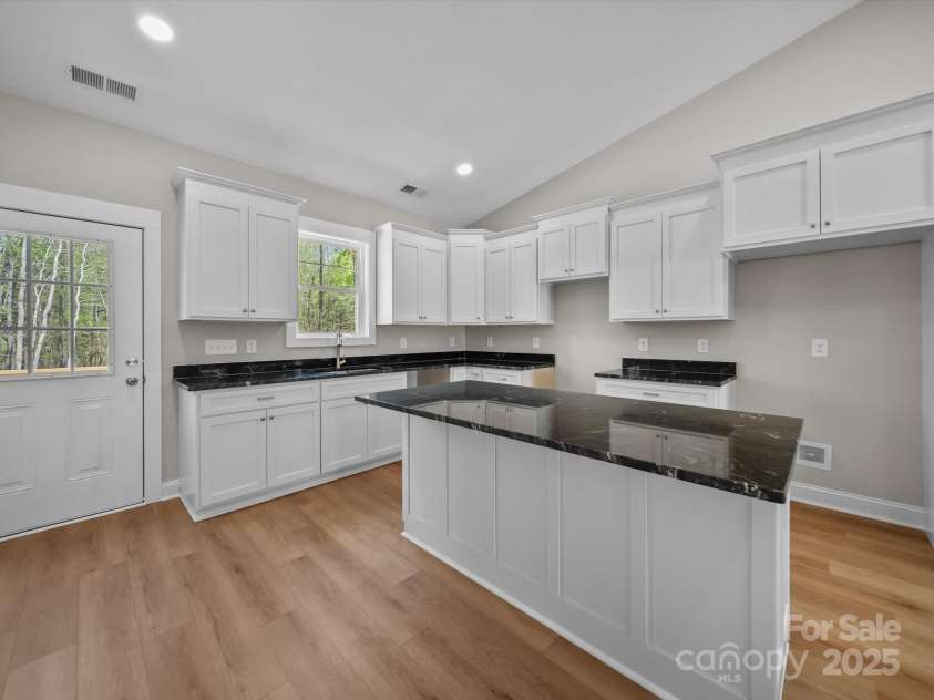 297 Barr Link Road, Mount Pleasant, NC 28124.  MLS# CAR4243604, YatesRealty ID 12887. Kitchen