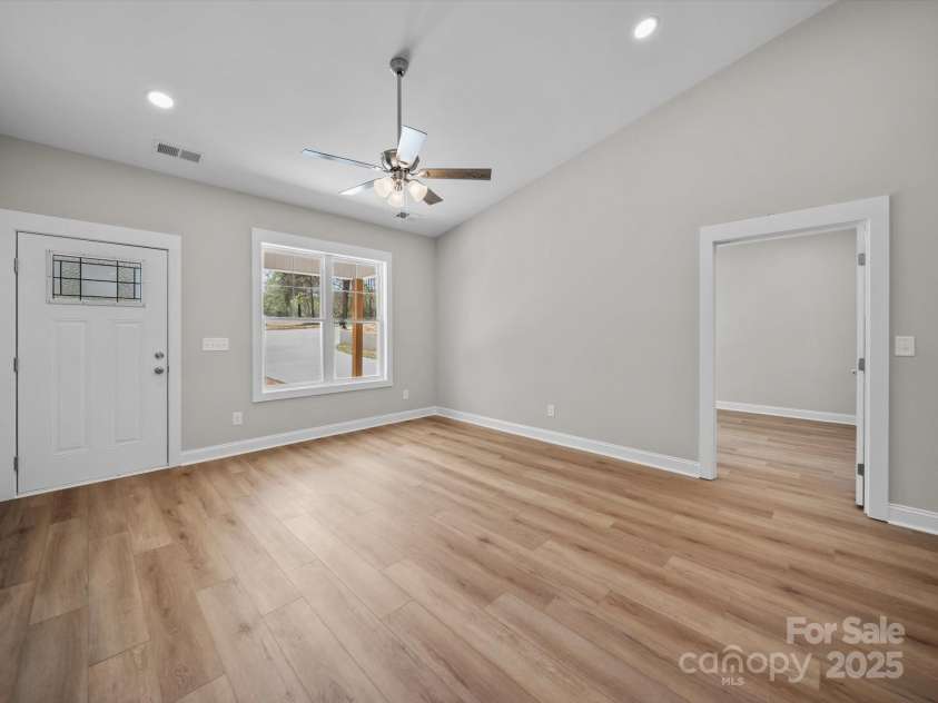 297 Barr Link Road, Mount Pleasant, NC 28124.  MLS# CAR4243604, YatesRealty ID 12887. Living Room Area