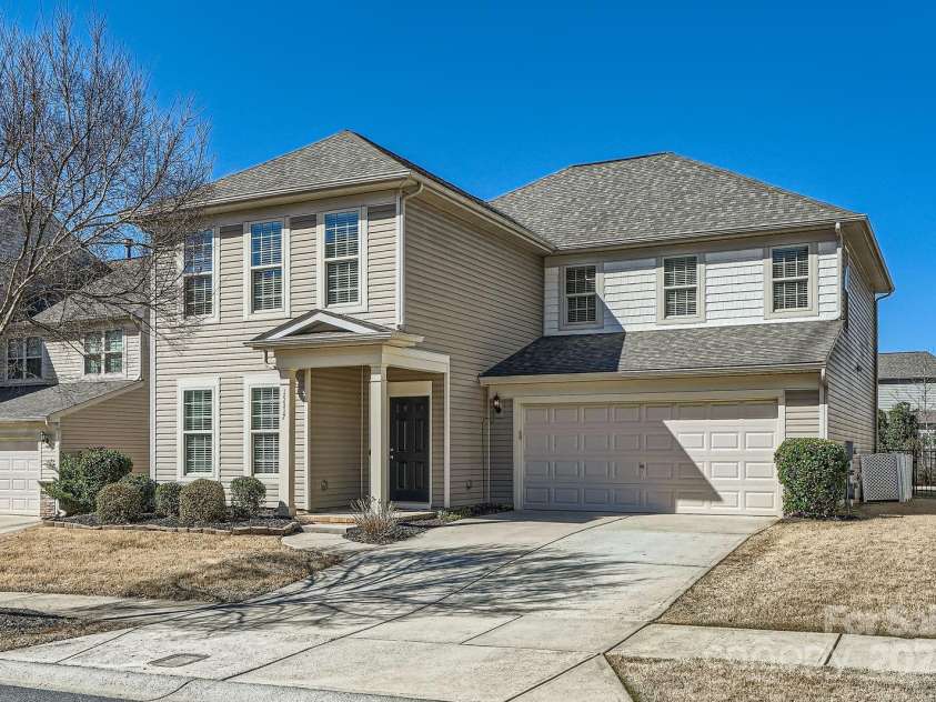 15317 Colonial Park Drive, Huntersville, NC 28078.  MLS# CAR4235256, YatesRealty ID 12888. 