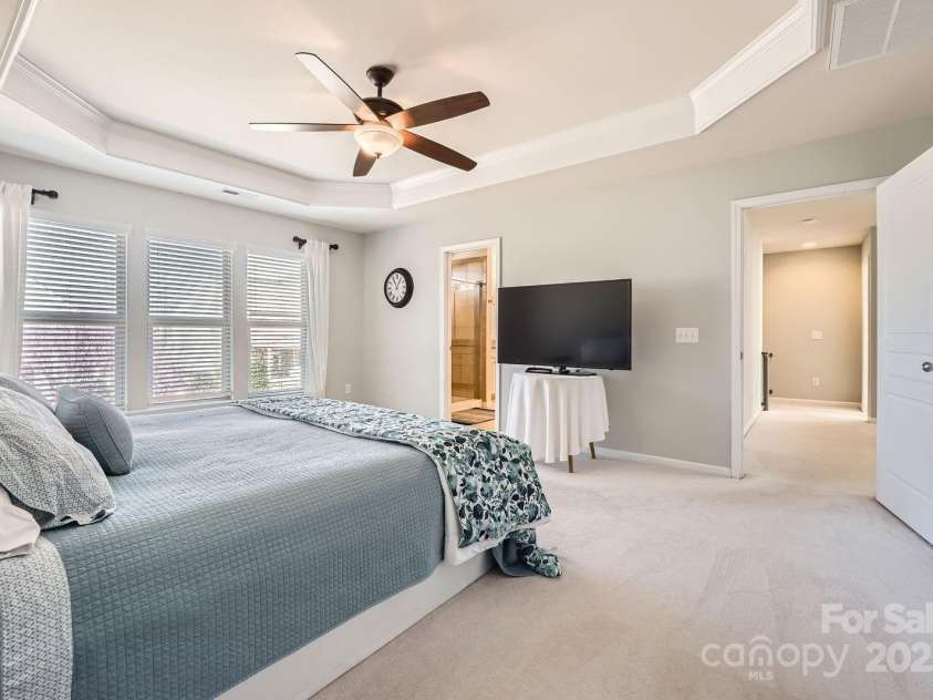 15317 Colonial Park Drive, Huntersville, NC 28078.  MLS# CAR4235256, YatesRealty ID 12888. 