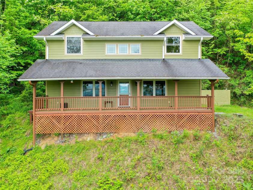 572 Multiflora Way, Waynesville, NC 28785.  MLS# CAR4258537, YatesRealty ID 12889. 