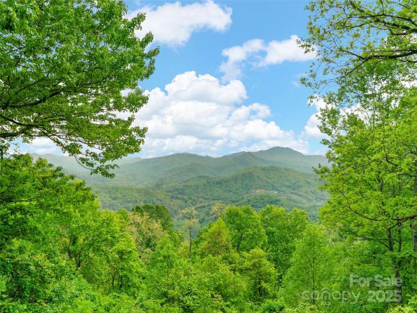 572 Multiflora Way, Waynesville, NC 28785.  MLS# CAR4258537, YatesRealty ID 12889. 