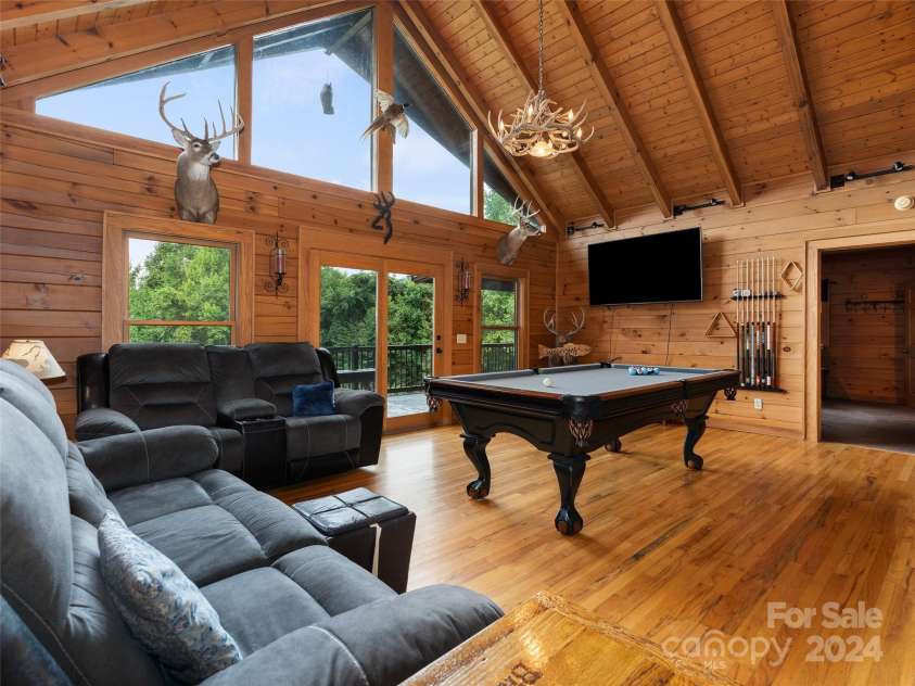 80 Austins Trail, Canton, NC 28716.  MLS# CAR4176412, YatesRealty ID 1289. 