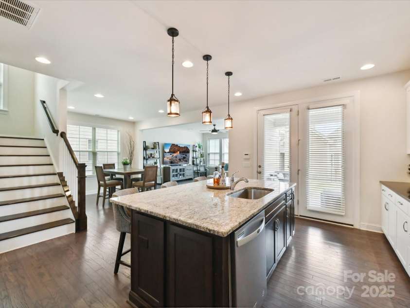 6433 Raffia Road, Charlotte, NC 28277.  MLS# CAR4245071, YatesRealty ID 12890. 