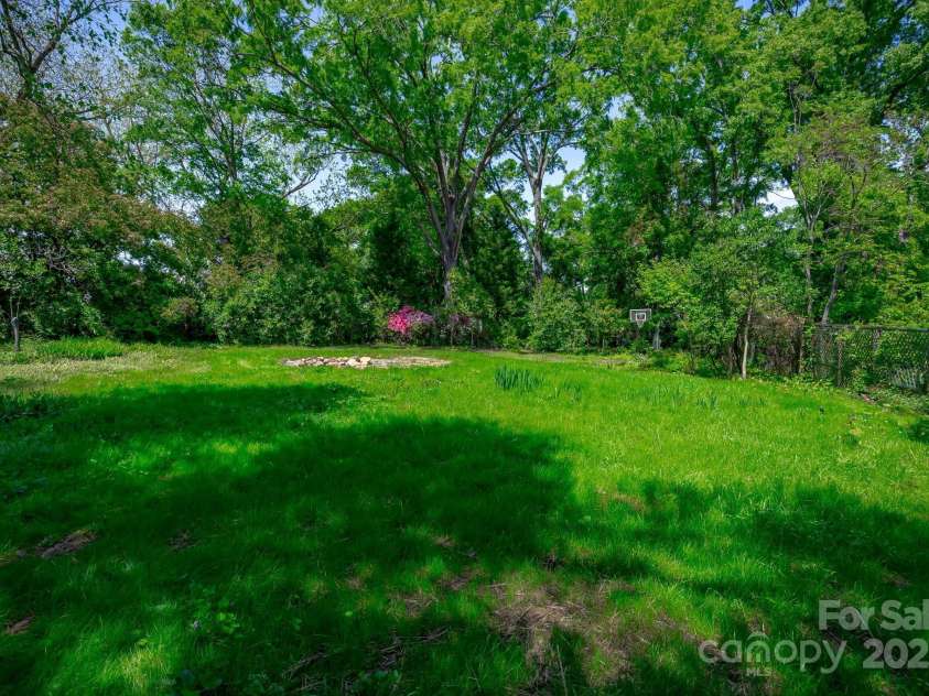 402 Hudson Street, Winnsboro, SC 29180.  MLS# CAR4248158, YatesRealty ID 12891. 