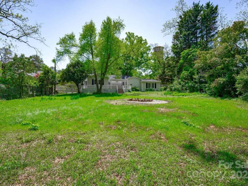 402 Hudson Street, Winnsboro, SC 29180.  MLS# CAR4248158, YatesRealty ID 12891. Back Yard