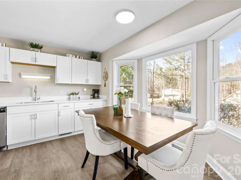 121 Rustic Way Lane, Mooresville, NC 28117.  MLS# CAR4344483, YatesRealty ID 12892. 