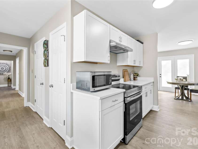 121 Rustic Way Lane, Mooresville, NC 28117.  MLS# CAR4344483, YatesRealty ID 12892. 