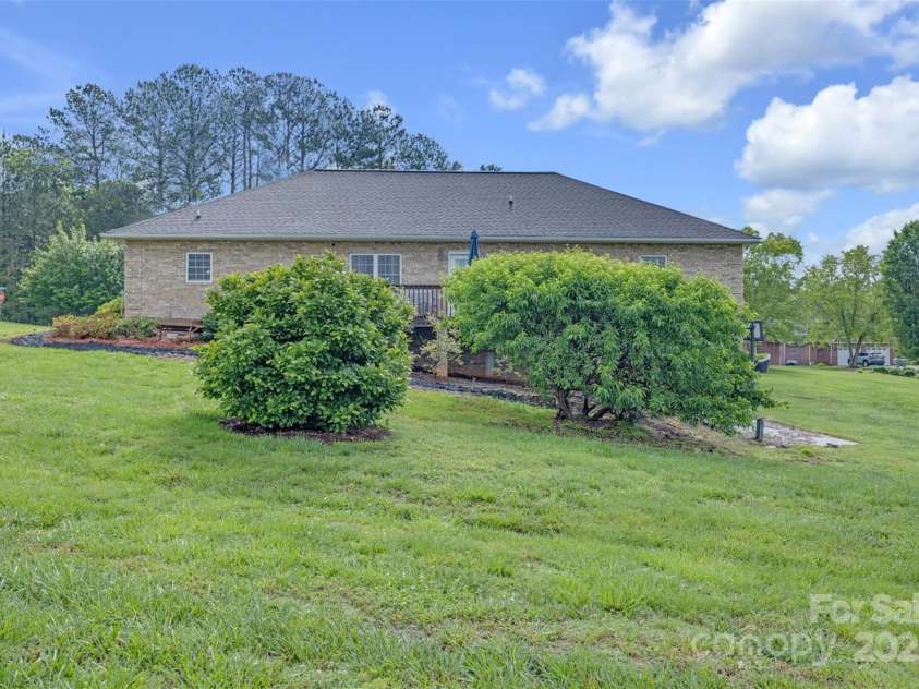 5507 Land Harbour Drive, Granite Falls, NC 28630.  MLS# CAR4251492, YatesRealty ID 12893. 