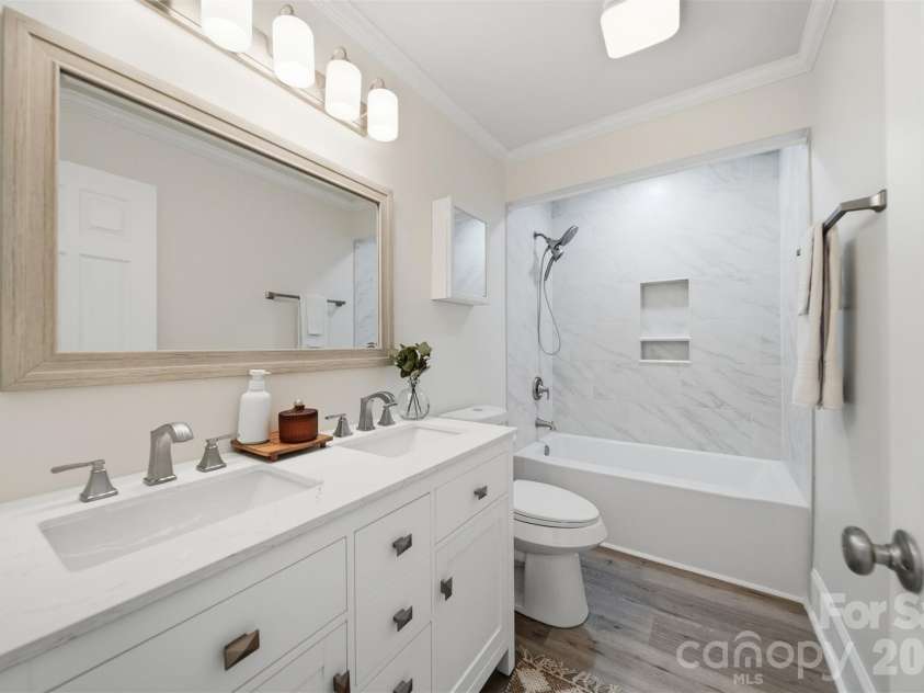3718 Club House Drive, Conover, NC 28613.  MLS# CAR4400897, YatesRealty ID 12894. 