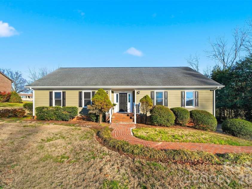 3718 Club House Drive, Conover, NC 28613.  MLS# CAR4400897, YatesRealty ID 12894. 