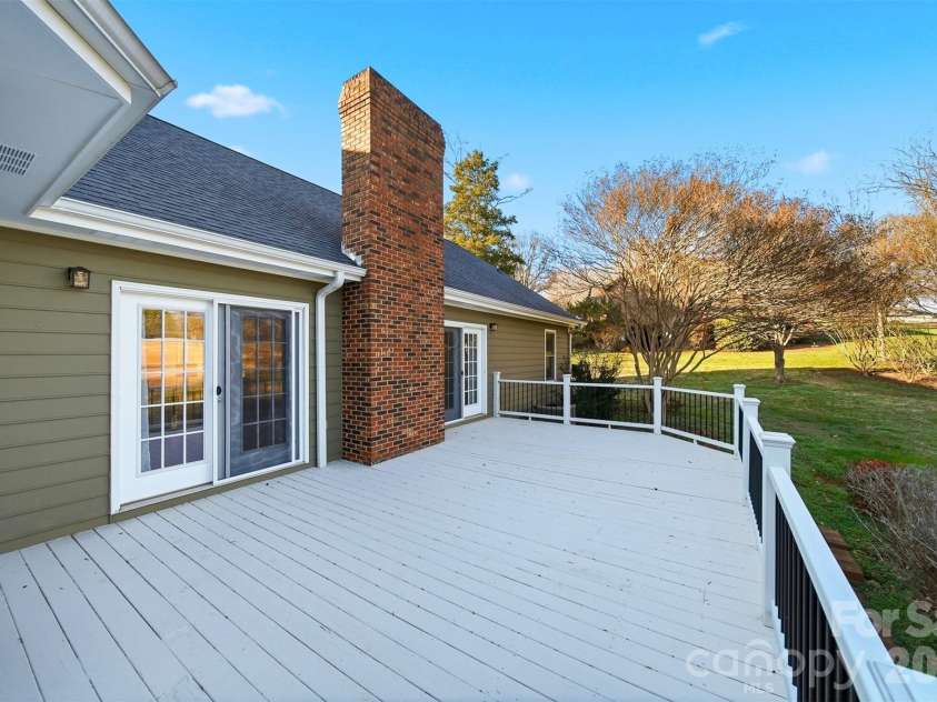3718 Club House Drive, Conover, NC 28613.  MLS# CAR4400897, YatesRealty ID 12894. 