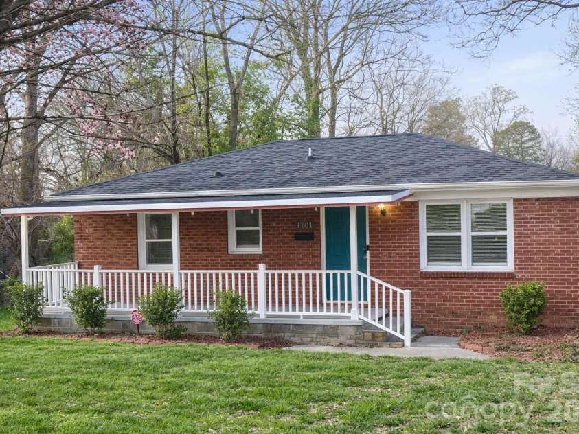 4101 Atmore Street, Charlotte, NC 28205.  MLS# CAR4353425, YatesRealty ID 12895. Sizeable front porch with newly installed rails!