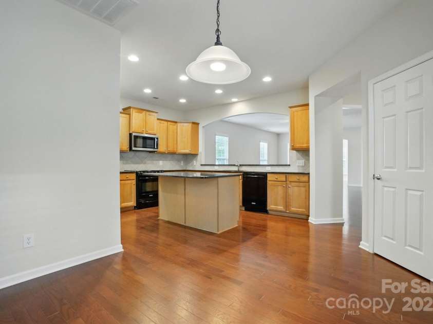 1030 Pinehurst Lane, Fort Mill, SC 29707.  MLS# CAR4258632, YatesRealty ID 12896. 