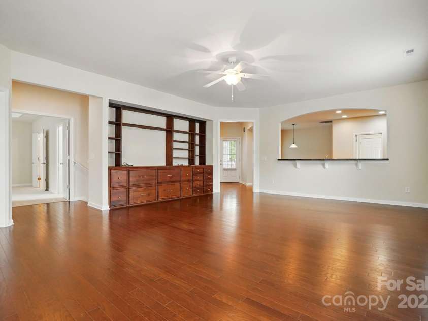 1030 Pinehurst Lane, Fort Mill, SC 29707.  MLS# CAR4258632, YatesRealty ID 12896. Family Room