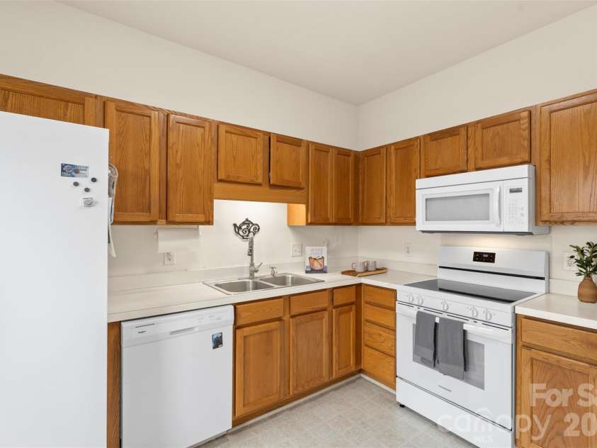 4063 Center Place Drive, Harrisburg, NC 28075.  MLS# CAR4351188, YatesRealty ID 12896. 