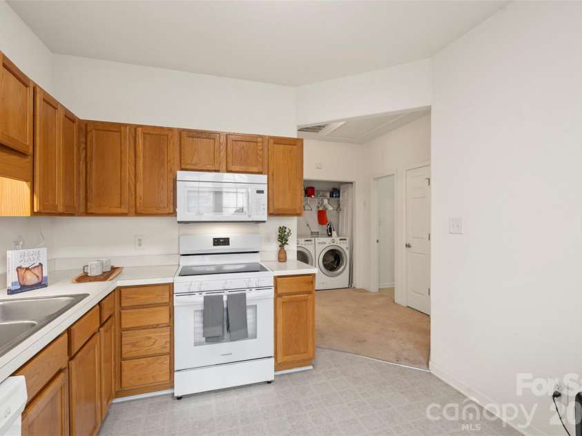 4063 Center Place Drive, Harrisburg, NC 28075.  MLS# CAR4351188, YatesRealty ID 12896. 
