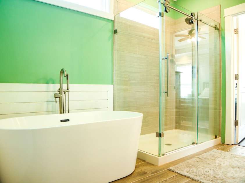 179 Foy Lane, Statesville, NC 28625.  MLS# CAR4253354, YatesRealty ID 12897. 