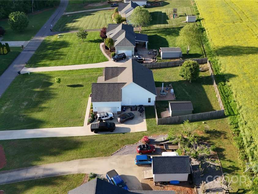 179 Foy Lane, Statesville, NC 28625.  MLS# CAR4253354, YatesRealty ID 12897. 