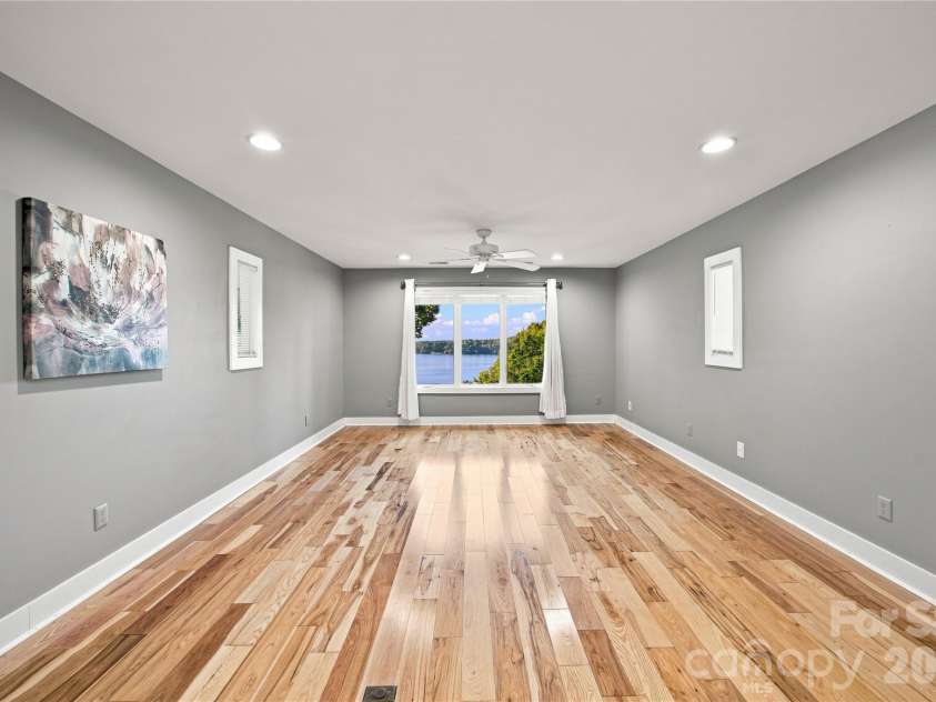 184 High Lake Drive, Statesville, NC 28677.  MLS# CAR4424458, YatesRealty ID 12897. 