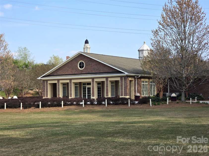 605 Frank Street, Kannapolis, NC 28081.  MLS# CAR4362447, YatesRealty ID 12898. 