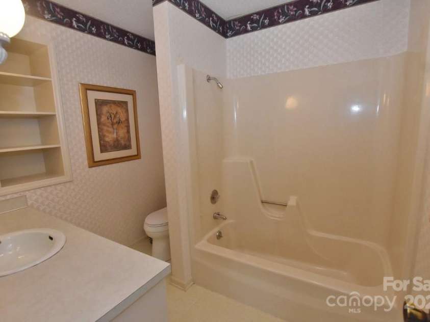 902 Church Street, Valdese, NC 28690.  MLS# CAR4254428, YatesRealty ID 12898. Bathroom