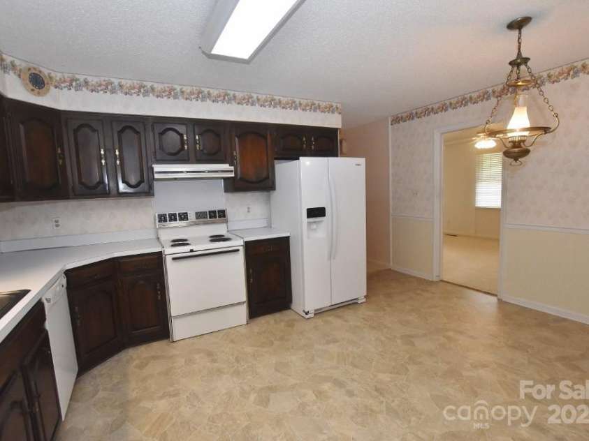 902 Church Street, Valdese, NC 28690.  MLS# CAR4254428, YatesRealty ID 12898. Kitchen