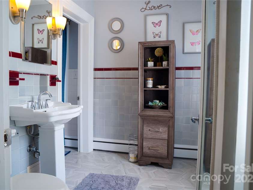 1035 Pee Dee Avenue, Albemarle, NC 28001.  MLS# CAR4242479, YatesRealty ID 129. 