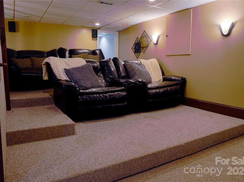 1035 Pee Dee Avenue, Albemarle, NC 28001.  MLS# CAR4242479, YatesRealty ID 129. 