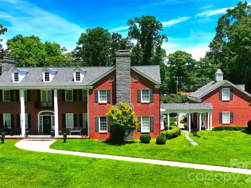 1035 Pee Dee Avenue, Albemarle, NC 28001.  MLS# CAR4242479, YatesRealty ID 129. 