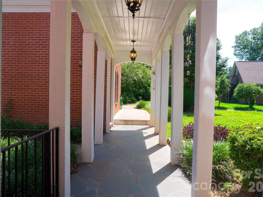 1035 Pee Dee Avenue, Albemarle, NC 28001.  MLS# CAR4242479, YatesRealty ID 129. 
