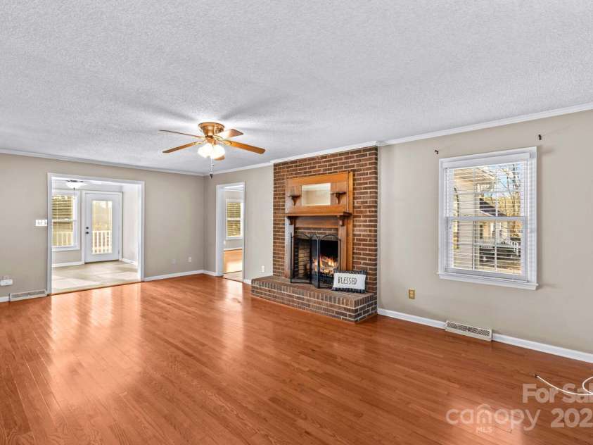 185 Willow Drive, Salisbury, NC 28146.  MLS# CAR4326097, YatesRealty ID 1290. 