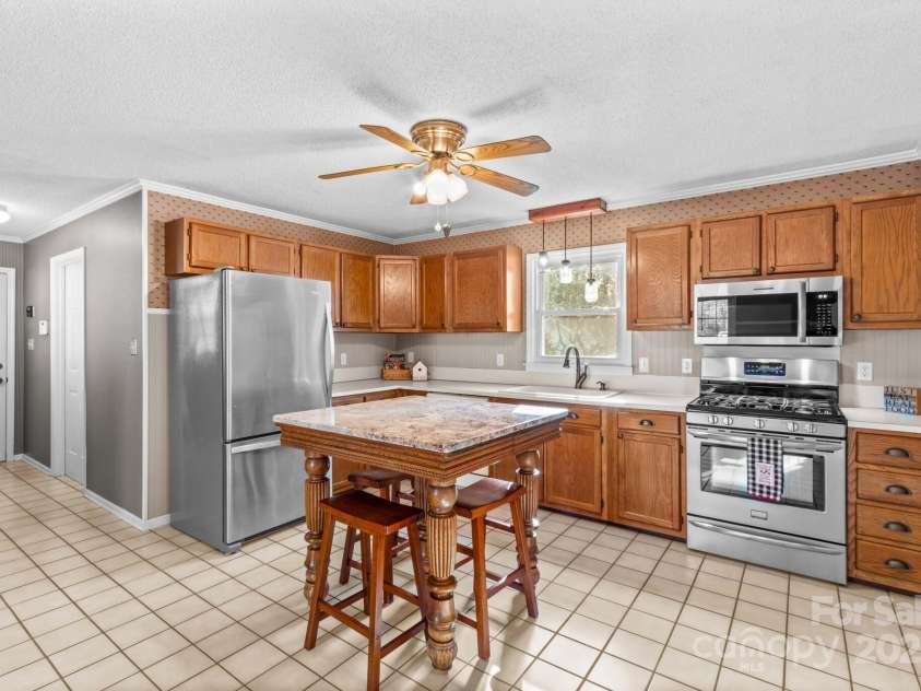 185 Willow Drive, Salisbury, NC 28146.  MLS# CAR4326097, YatesRealty ID 1290. 