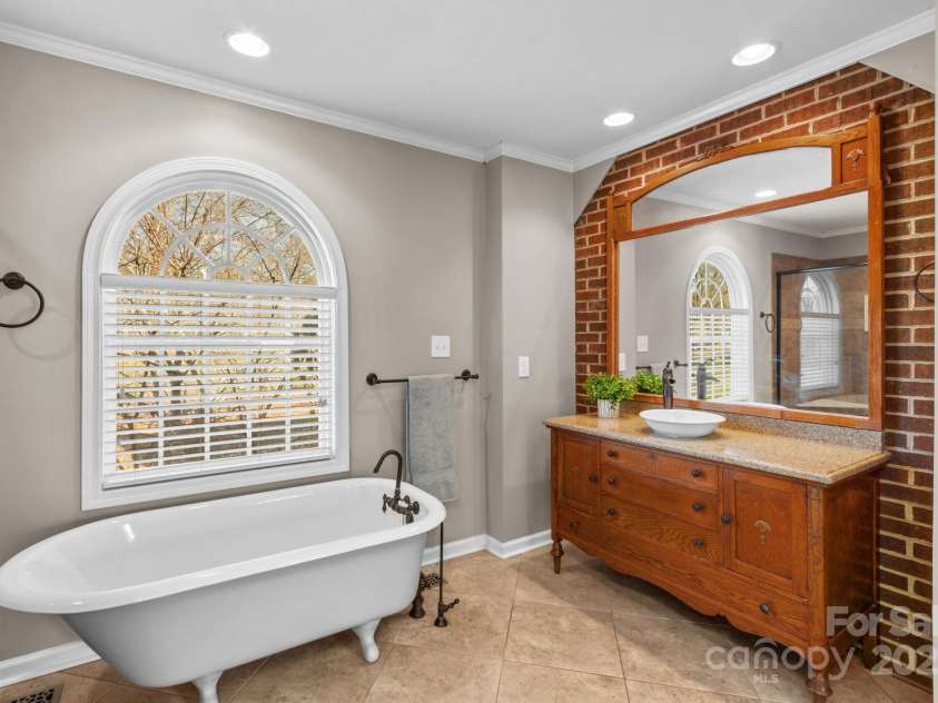 185 Willow Drive, Salisbury, NC 28146.  MLS# CAR4326097, YatesRealty ID 1290. 