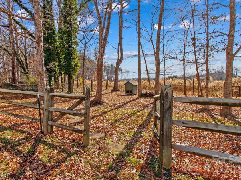 185 Willow Drive, Salisbury, NC 28146.  MLS# CAR4326097, YatesRealty ID 1290. 