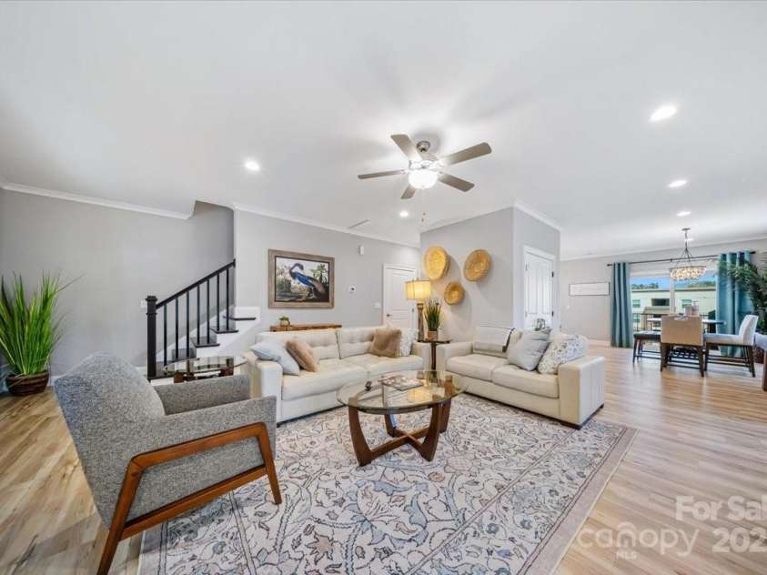 360 Broad Street, Waxhaw, NC 28173.  MLS# CAR4249401, YatesRealty ID 12900. 