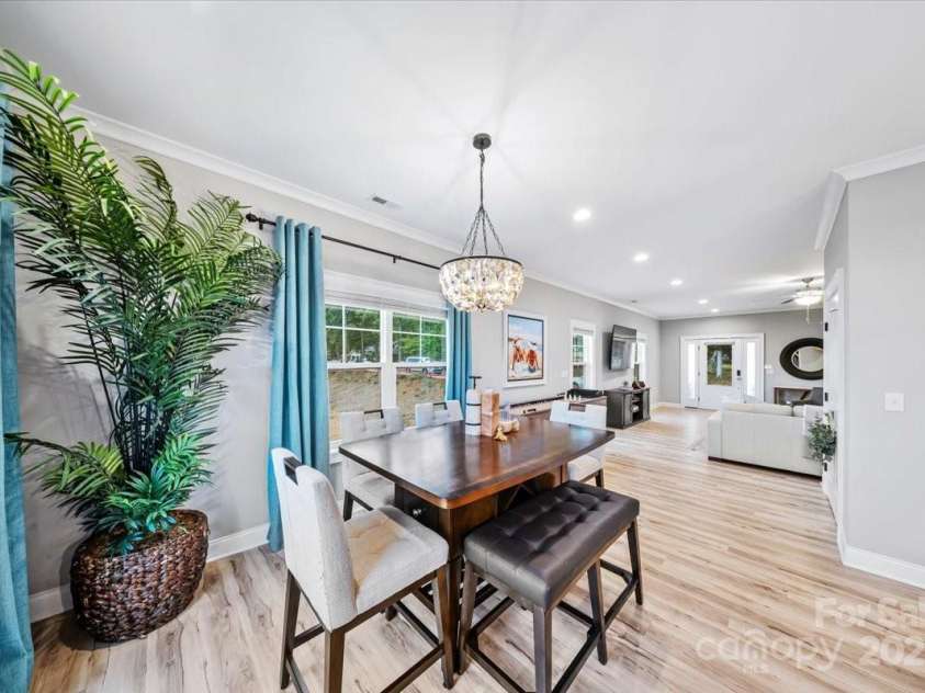 360 Broad Street, Waxhaw, NC 28173.  MLS# CAR4249401, YatesRealty ID 12900. 