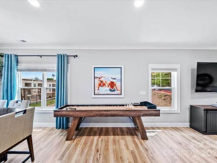 360 Broad Street, Waxhaw, NC 28173.  MLS# CAR4249401, YatesRealty ID 12900. 