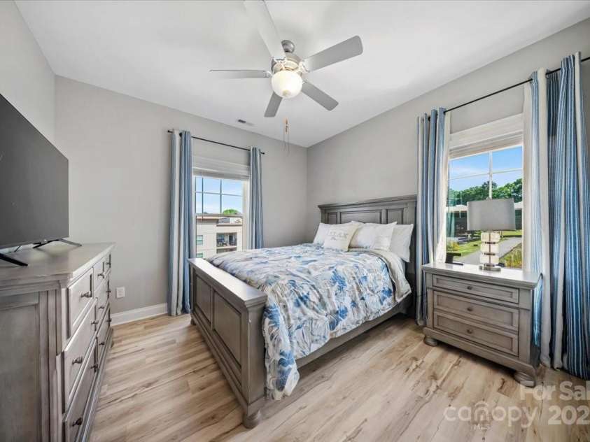 360 Broad Street, Waxhaw, NC 28173.  MLS# CAR4249401, YatesRealty ID 12900. 