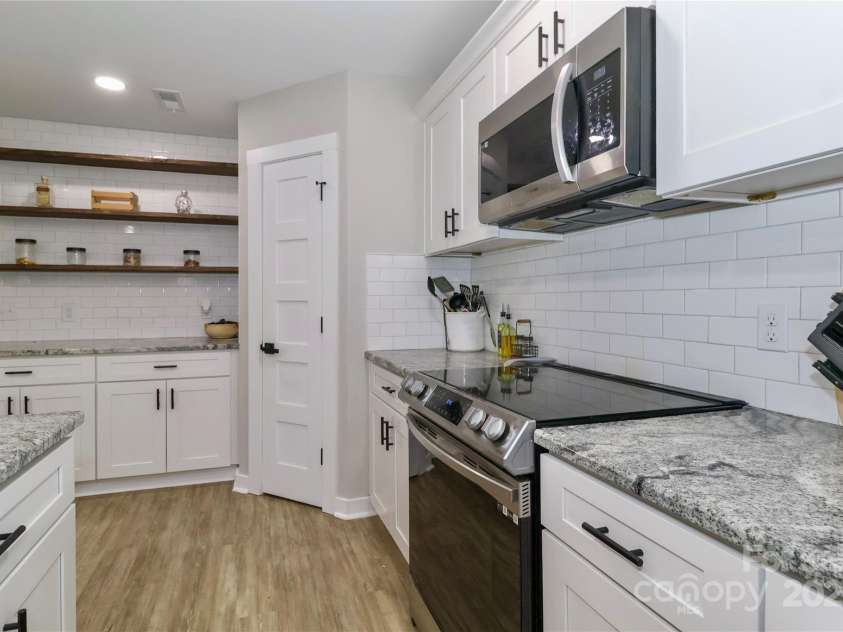 703 Main Street, Landis, NC 28088.  MLS# CAR4249168, YatesRealty ID 12901. Kitchen