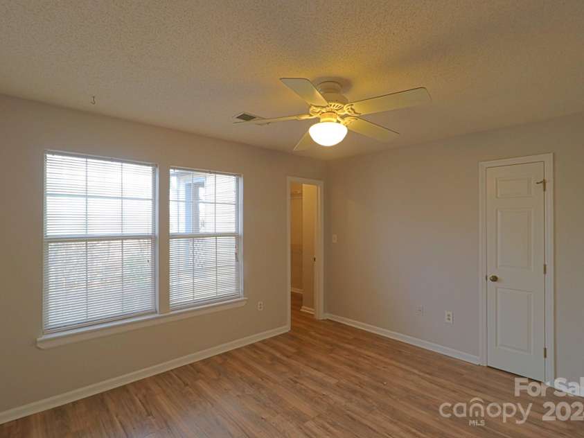 8121 #E Tremaine Court, Charlotte, NC 28227.  MLS# CAR4209590, YatesRealty ID 12902. 