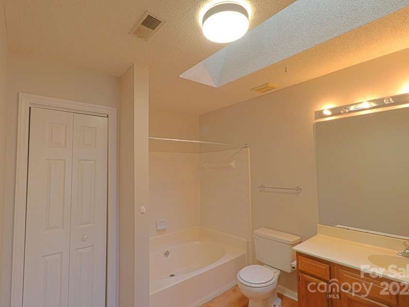 8121 #E Tremaine Court, Charlotte, NC 28227.  MLS# CAR4209590, YatesRealty ID 12902. 
