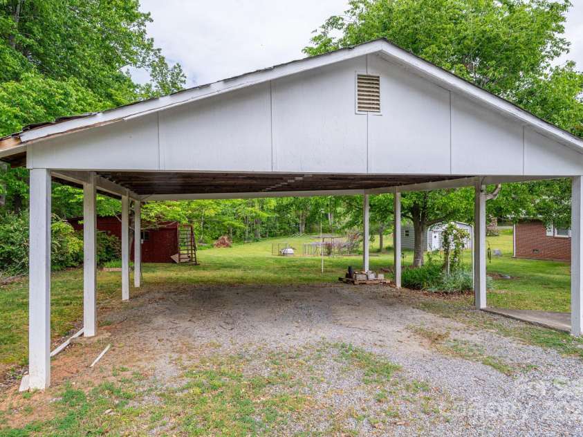 115 Patterson Road, Kings Mountain, NC 28086.  MLS# CAR4252691, YatesRealty ID 12903. 